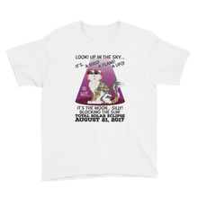 Boys Solar Eclipse Short Sleeve T-Shirt - "Calico Cat" Look! Up In The Sky August 21, 2017